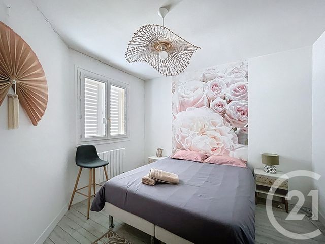 Appartement T2 à vendre - 2 pièces - 52.69 m2 - LANGRUNE SUR MER - 14 - BASSE-NORMANDIE - Century 21 Cjn Immobilier