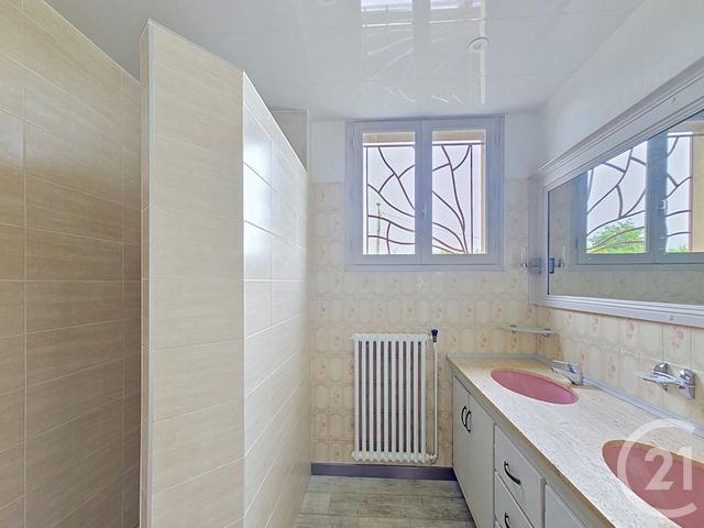maison à vendre - 8 pièces - 202.48 m2 - LOUVIGNY - 14 - BASSE-NORMANDIE - Century 21 Cjn Immobilier