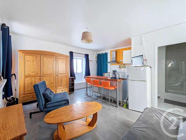 Afficher la photo en grand Appartement Studio à vendre - 1 pièce - 23.68 m2 - BERNIERES SUR MER - 14 - BASSE-NORMANDIE - Century 21 Cjn Immobilier
