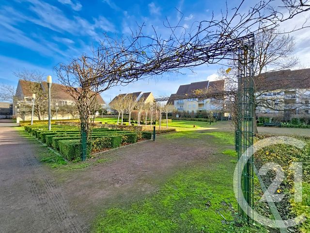 Appartement F3 à vendre - 3 pièces - 93.09 m2 - DOUVRES LA DELIVRANDE - 14 - BASSE-NORMANDIE - Century 21 Cjn Immobilier